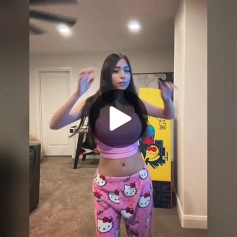 twerking girls|Find twerking on TikTok 